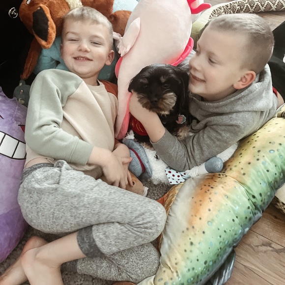 Meet your Posher, Kayla - Picture 6 of 6